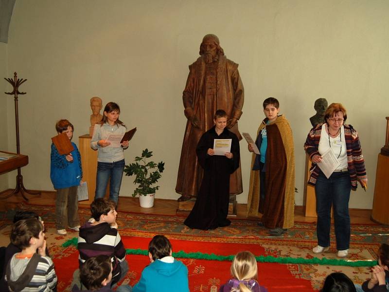 Lektorský program pro žáky nazvaný Škola hrou v Muzeu Komenského v Přerově