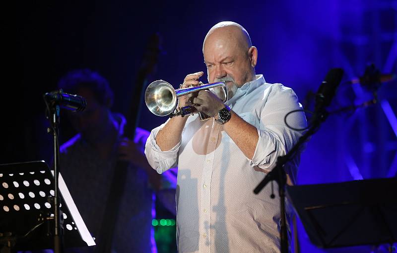 Jan Hasenöhrl & The Loop Jazz Orchestra (CZ)