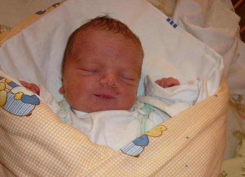 Ondra Lev, Střítež nad Ludinou, narozen 23. července 2010 v Ostravě Porubě, míra 48 cm, váha 3 180 g