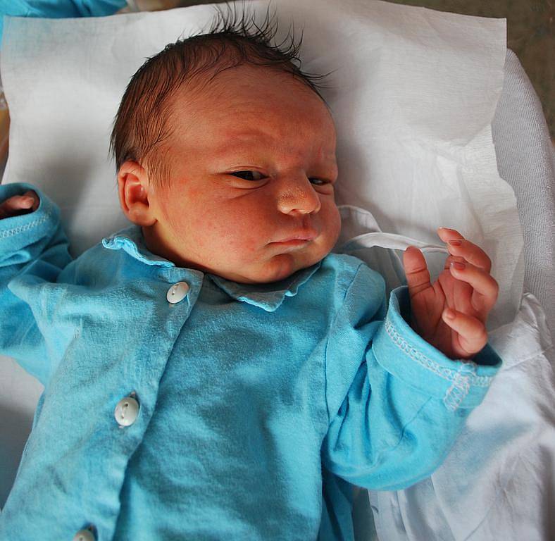 Dominik Mišun, Veselíčko, narozen 3. srpna 2010 v Přerově, míra 50 cm, váha 3 640 g