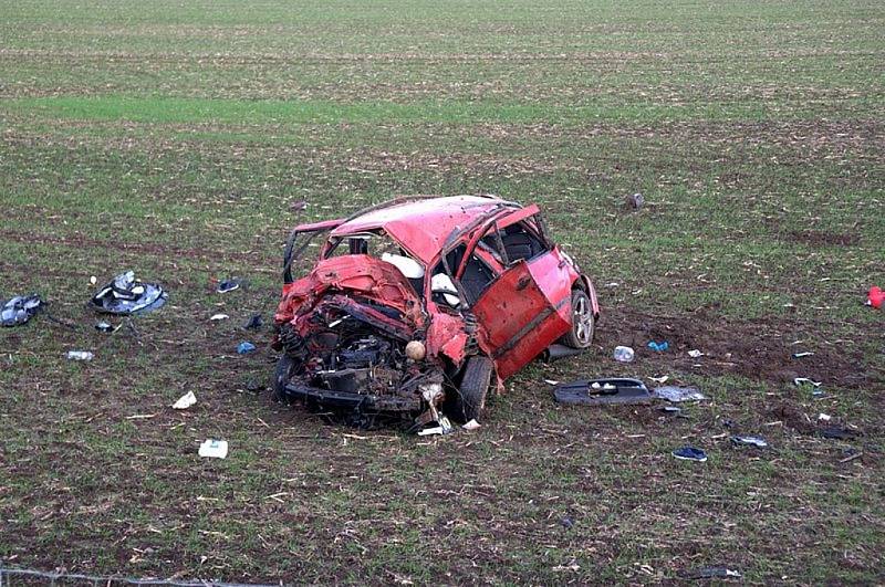 Následky tragické nehody u Říkovic na sjezdu z dálnice D1 ve směru Kroměříž – Přerov