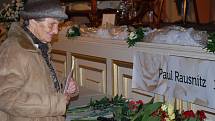 Poslední rozloučení s Paulem Rausnitzem se konalo v úterý odpoledne v Městském domě v Přerově.