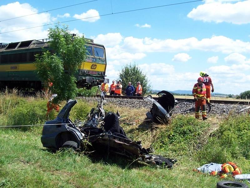 Nehoda na železničním přejezdu který křižuje silnici od obce Vlkoš na Troubky u Přerova.