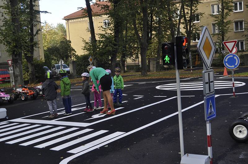 Otevření nového dopravního hřiště v areálu Střediska volného času Atlas na Žižkově náměstí