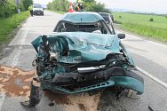 U střetu nákladního auta s osobním zasahovala v pondělí 24. května ve Staměřicích letecká záchranka.