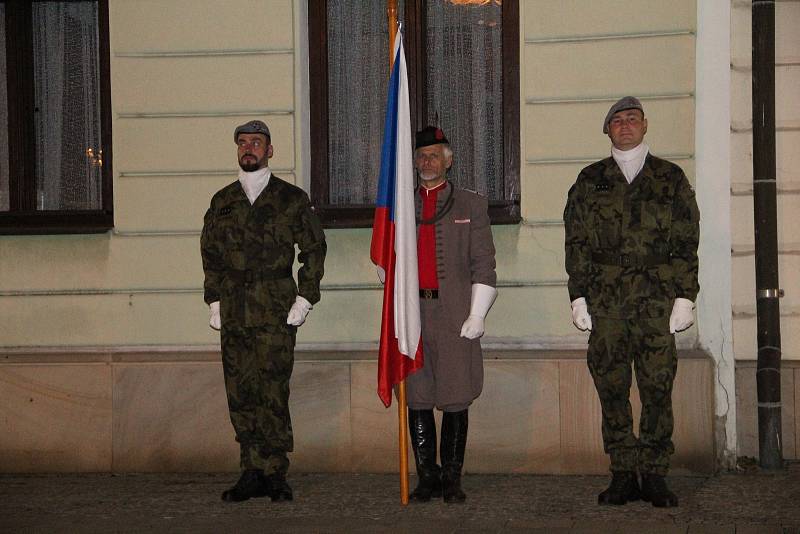 Stovky lidí přišly v Přerově zavzpomínat na výročí Sametové revoluce