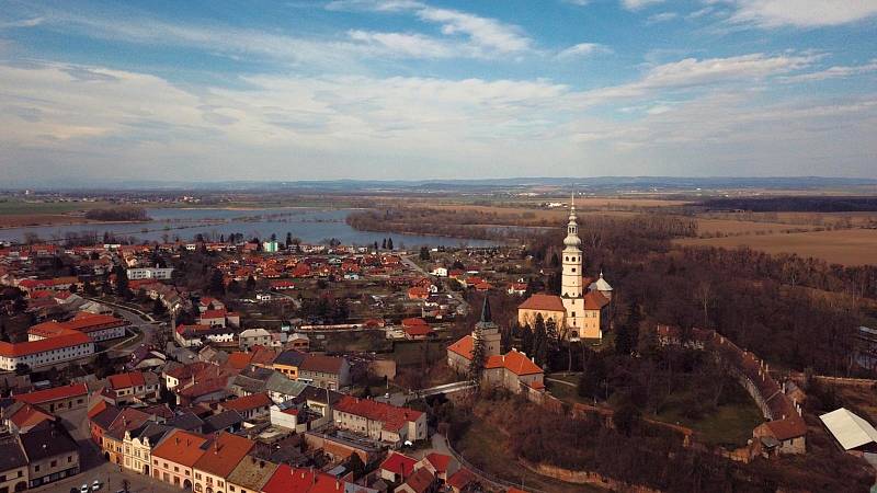 Tovačov, zámek.