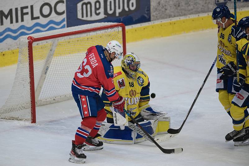 Utkání 2. kola hokejové Chance ligy mezi HC Zubr Přerov a SK Horácká Slavia Třebíč (5:2).