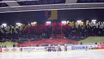 Vyhecované derby přineslo hned dvacet vyloučení a šest branek. První duel předkola ze začátku vypadal na jasnou záležitost. Prostějov vedl 2:0. V polovině zápasu, ale Přerov během dvou minut a dvanácti sekund stav otočil na 3:2 a výhru už nepustil.