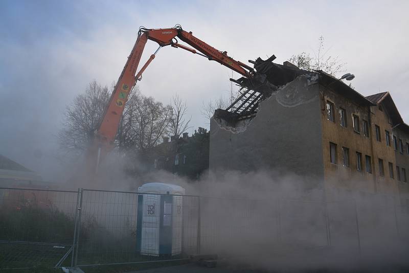 Demolice domů v romském ghettu ve Škodově ulici v Přerově