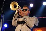 O tečku za Československým jazzovým festivalem v Přerově se postaral fenomenální hráč na trubku a křídlovku Roy Hargrove, kterého doprovodili saxofonista Justin Robinson, bubeník Quincy Phillips, konstrabasista Ameen Saleem a pianista Sullivan Fortner