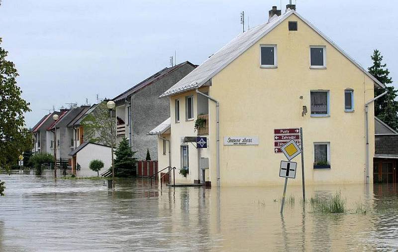 Zaplavené Troubky, 18. května 2010 odpoledne 