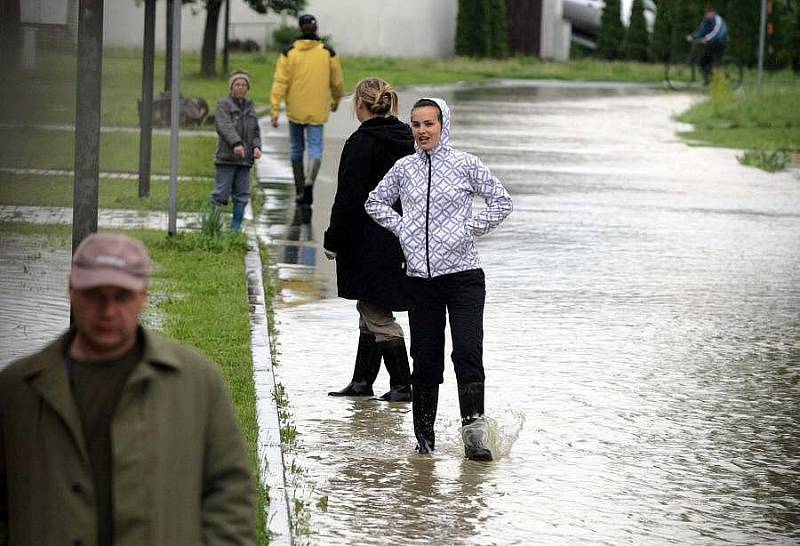 Zaplavené Troubky, 18. května 2010 odpoledne 