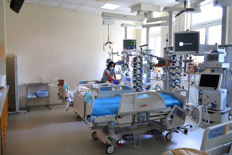 Oddělení ARO přerovské nemocnice získalo po rekonstrukci více lůžek.