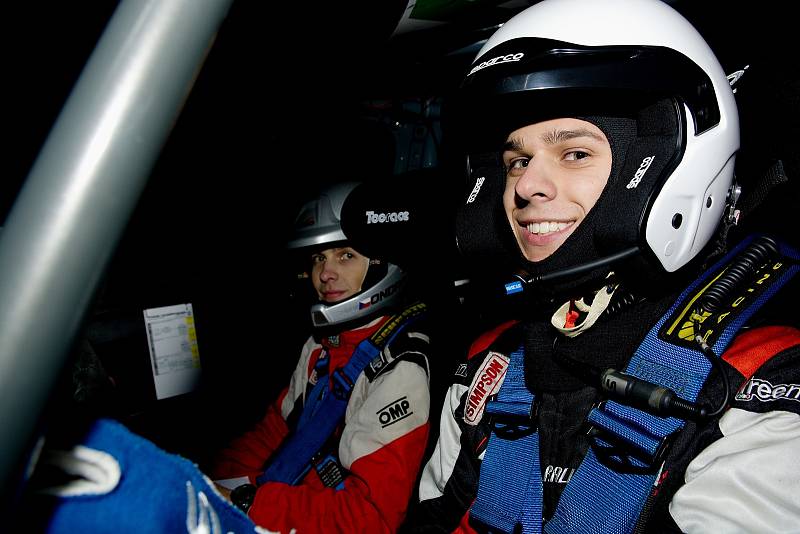 Přerovští jezdci startovali na Mikulášské rally ve Slušovicích. Josef Hartmann zvítězil v kategorii dvoukolek, Jan Pořízek si odbyl premiéru.