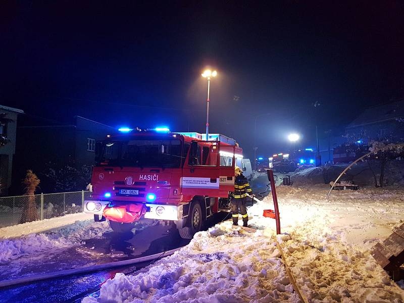 Požár rodinného domku v obci Buk na Přerovsku