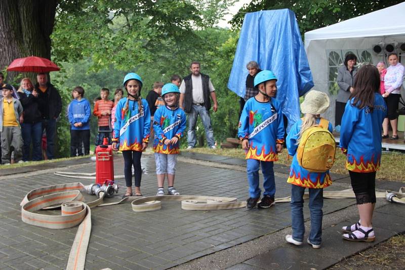 Během devatenáctých Potštátských slavností, které se uskutečnily o víkendu, byla na zámku zpřístupněna zajímavá expozice historie Potštátska.