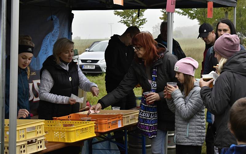 Populární pochod Po stopách lovců mamutů bavil. 1.10. 2022