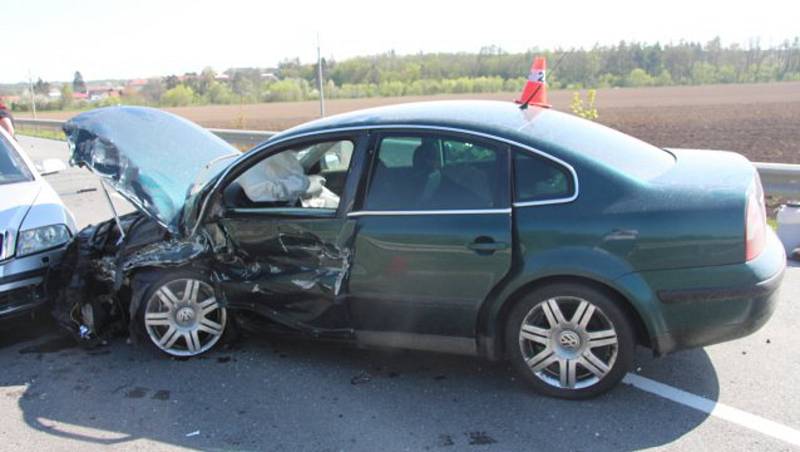 Nehoda na silnici mezi Želatovicemi a Prusy na Přerovsku