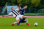 Fotbalisté Přerova (v modrém) v derby proti FC Želatovice (1:0).