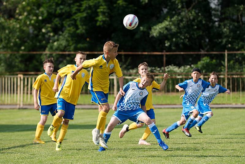 O pohár 1. FC Viktorie Přerov a ZŠ Za mlýnem bojovalo v Přerově 32 elitních družstev starších přípravek z celé republiky.