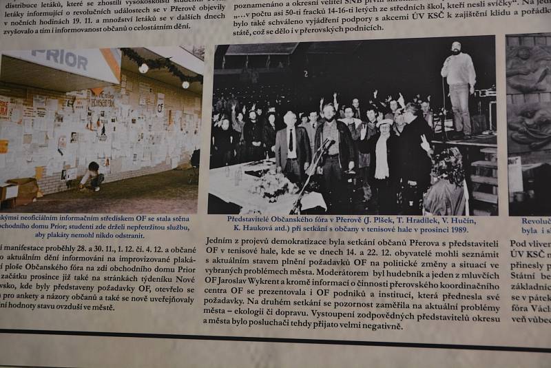 Druhá část výstavy Stoletá republika aneb Příběh jednoho města v Muzeu Komenského v Přerově návštěvníky zavedla do období padesátých let, ale připomněla jim i srpnovou okupaci v roce 1968 a dobu normalizace.