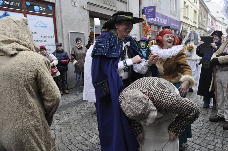 Vodění medvěda a masopustní rej si v sobotu užívali Přerované.