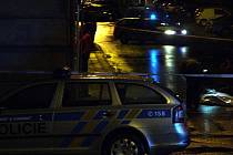 Bar Lumír v Komenského ulici v Přerově byl v pátek v noci v obležení policistů, kteří šetřili okolnosti tragické události.