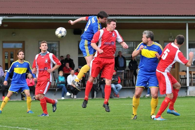 FC Želatovice (v modrém) vs. FC Kralice na Hané