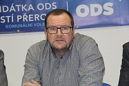 Marek Dostál z ODS, který byl obžalován ze sexuálního nátlaku, rezignoval na post  přerovského radního. Oznámil to ve čtvrtek na tiskové konferenci, kterou svolala ODS.