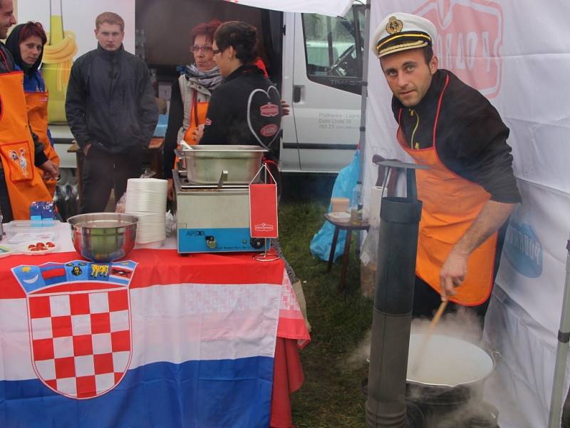 Mistrovství ČR ve vaření kotlíkových gulášů v Henčlově
