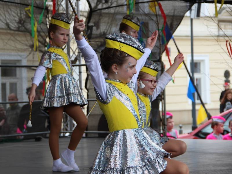 Velikonoční program na náměstí T.G Masaryka v Přerově - děti ze Střediska volného času Atlas a Bios