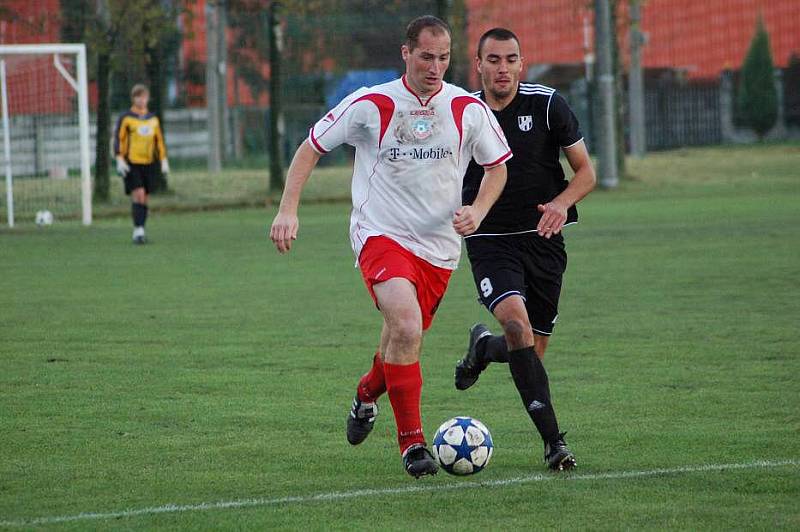 Želatovice (v bíločervené) proti rezervě HFK Olomouc