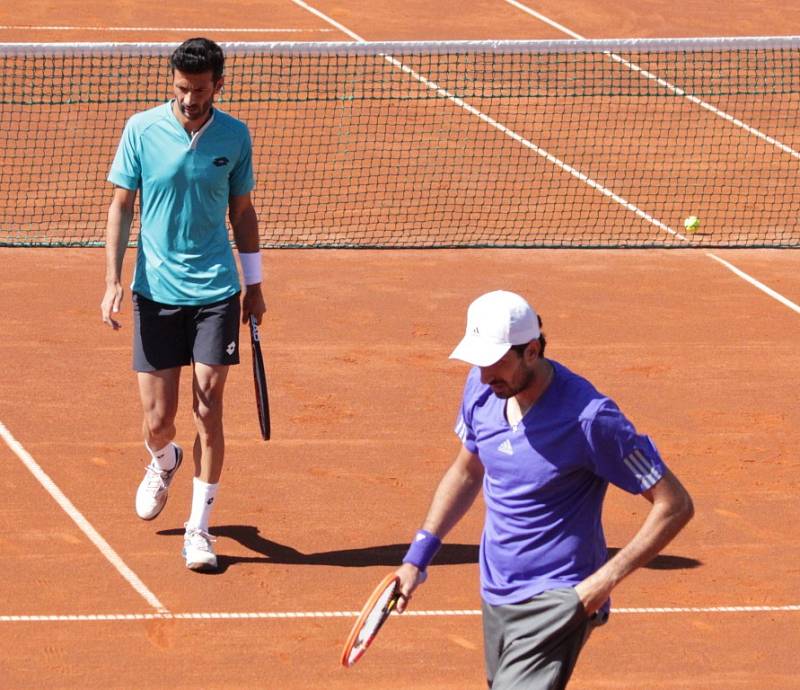 Do finále čtyřhry se na prostějovském challengeru probojovala rakouská dvojice Julian Knowle s Philippem Oswaldem proti Polákovi Mateuszovi Kowalczykovi a Igorovi Zelenayemu ze Slovenska.