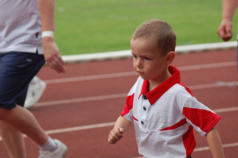 Přerov se stal v sobotu dějištěm krajského sokolského sletu, na který zavítalo na 1700 cvičenců.