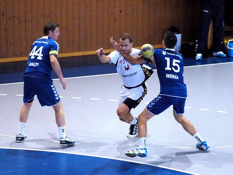 TJ Cement Hranice (v modrém) versus Sokol HC Přerov