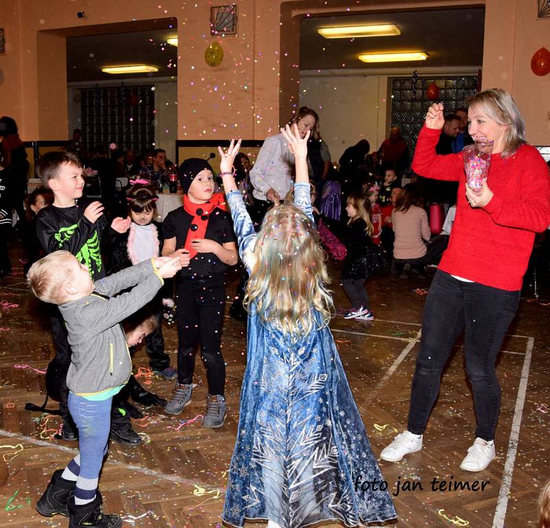 Děti v Brodku u Přerova si užily karneval