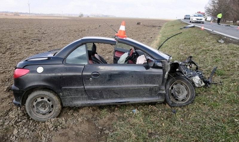 Havárie peugeotu u Tovačova, 19. března 2021