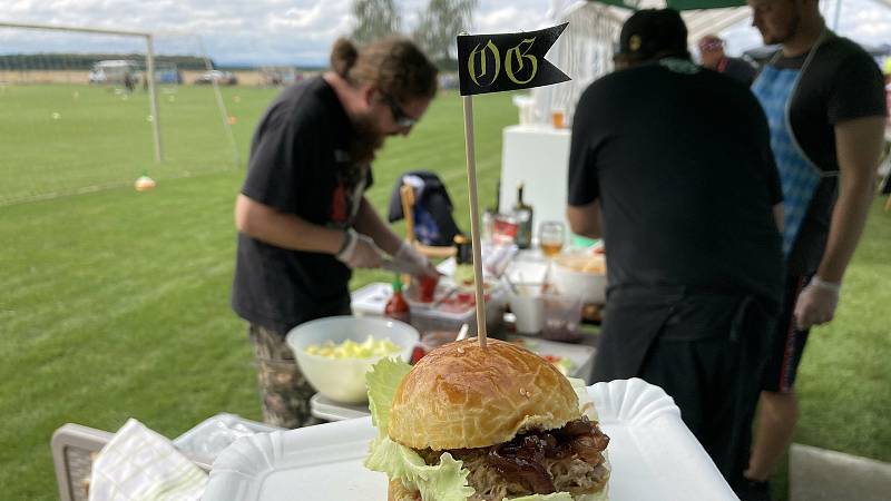 Nultý ročník Football Food Festivalu ve Vlkoši