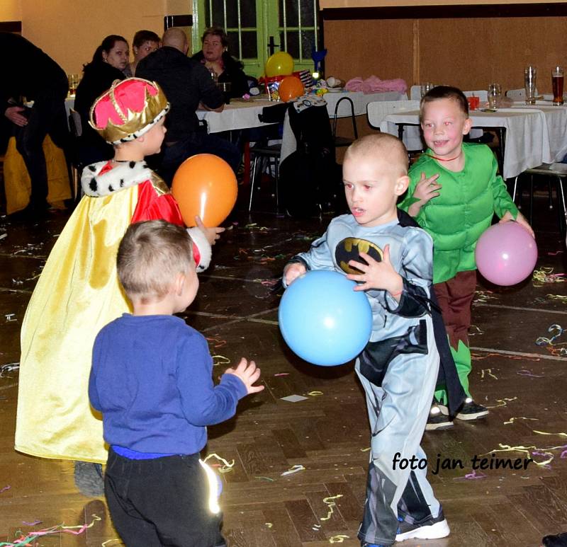 Děti v Brodku u Přerova si užily karneval