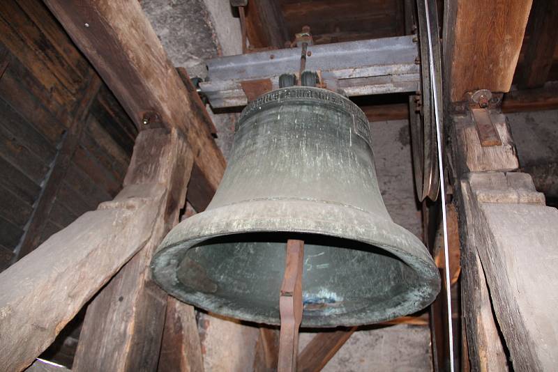 Zvon v kostele sv. Vavřince v Přerově