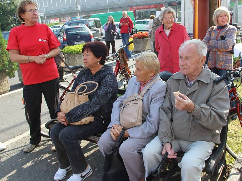 Den s charitou na náměstí Přerovského povstání 