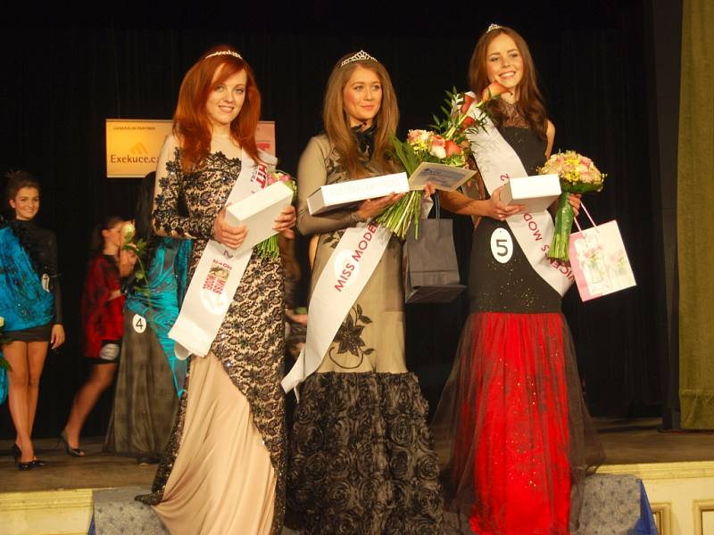 V sobotu 10. listopadu 2012 se v Městském domě v Přerově uskutečnil jubilejní 10. ročník soutěže krásy a elegance Miss Model 2012.