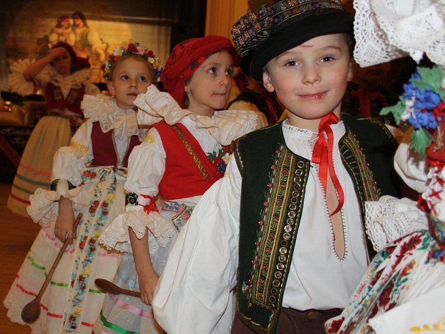 Tradiční Hanácké bál se v sobotu 7. února konal v Kojetíně. V programu vystoupily pozvané národopisné soubory a také domácí Hanácká beseda. 