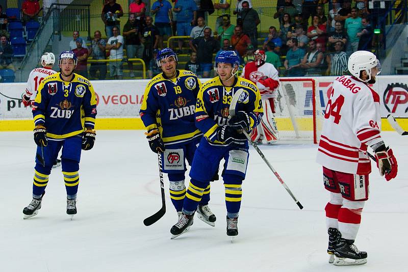 Hokejisté Přerova na přípravném turnaji Zubr Cup proti HC Slavia Praha.