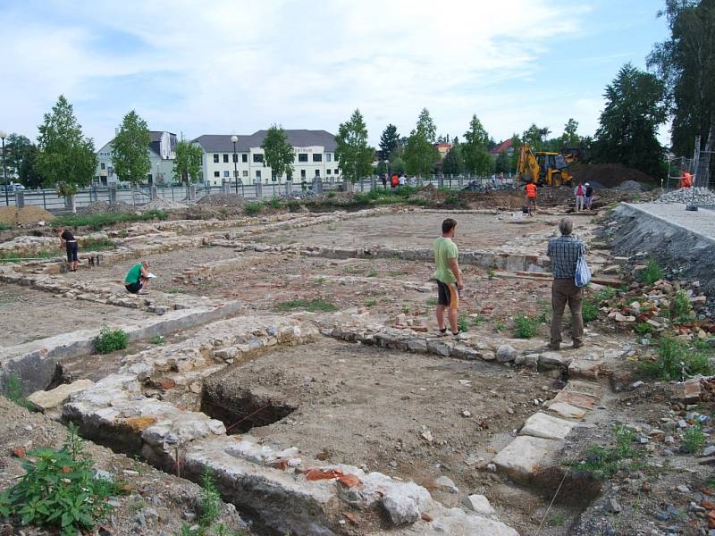 Bádání archeologů v Přerově přináší své ovoce