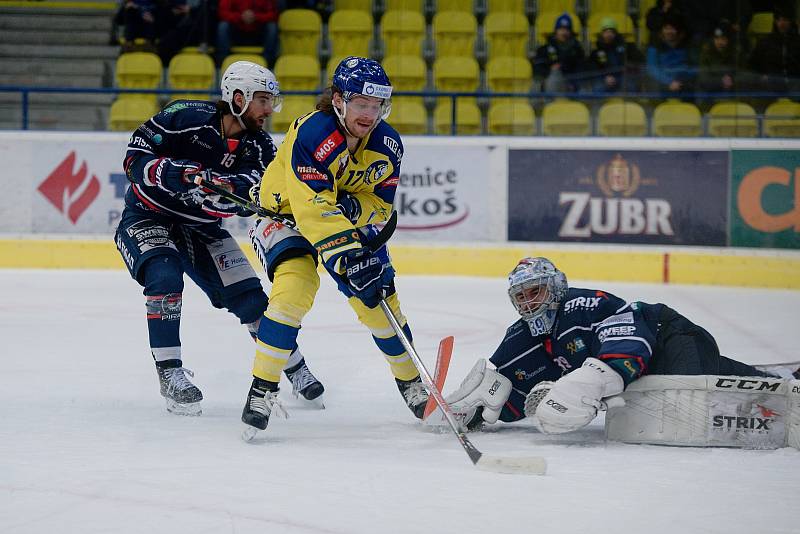 Hokejisté Přerova doma přehráli Chomutov 3:1.