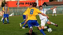 Městské derby mezi domácím Přerovem (v bílém) a Kozlovicemi. 