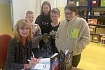 Jak přilákat děti k četbě? Základní škola v Oseku nad Bečvou si poradila