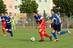 Fotbalisté 1. FC Viktorie Přerov (v modrém) proti Černovíru.